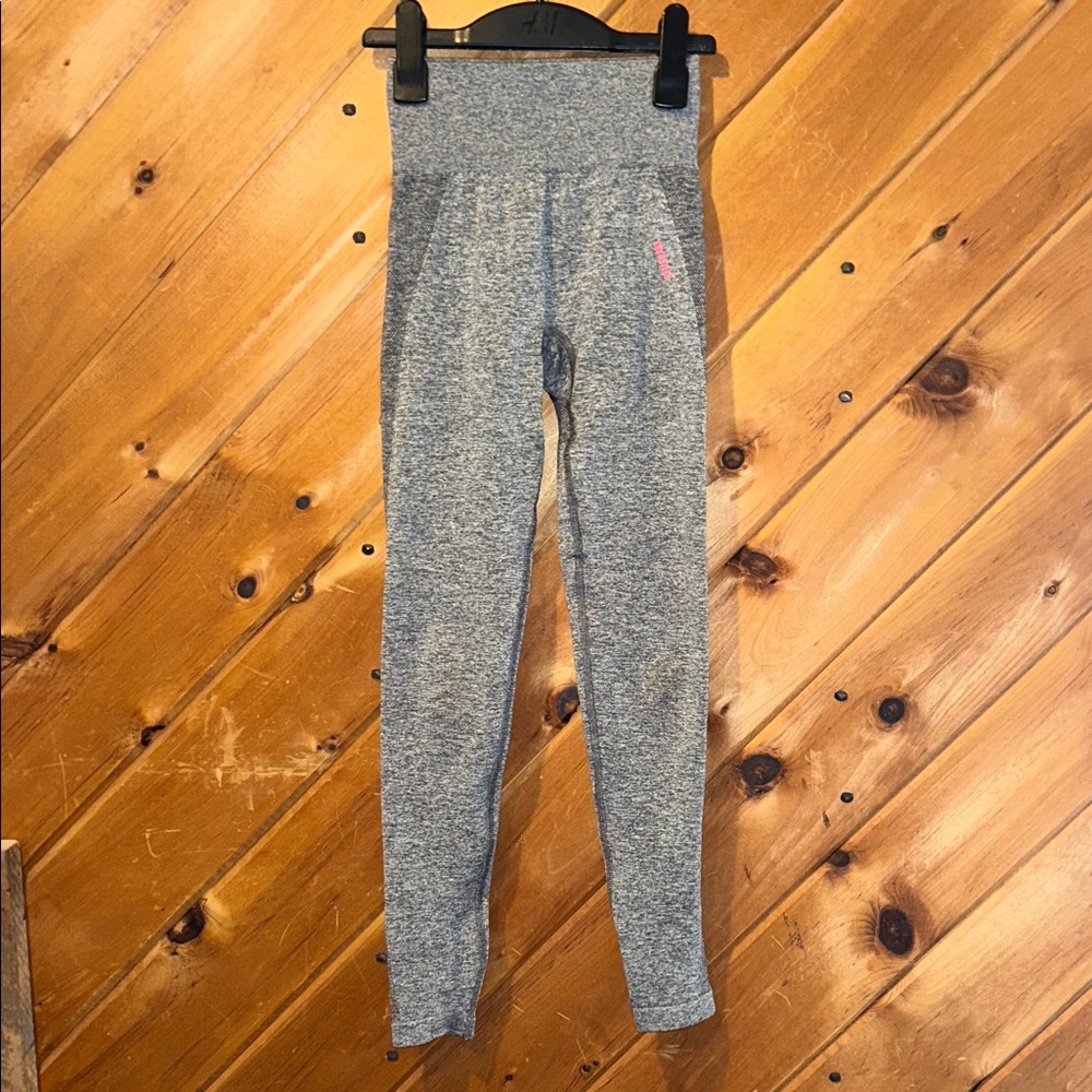Gymshark Flex High Rise Seamless Leggings Size Small Thick Waistband Gray